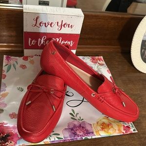 ISAAC MIZRAHI LIVE red Slip-On Loafers SZ 8.5